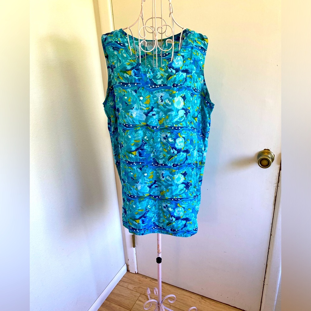 EUC Vintage 100% Silk Korean Made Sleeveless Watercolor/Colorful Sleeveless Top